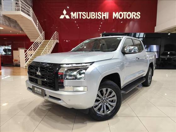 MITSUBISHI TRITON 2.4 BITURBO DIESEL CD HPE-S 4X4 AUTOMÁTICO